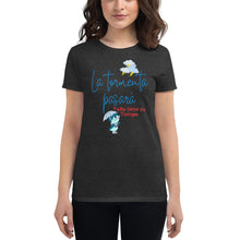 Cargar imagen en el visor de la galería, Women's short sleeve t-shirt