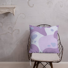 Cargar imagen en el visor de la galería, Premium Pillow