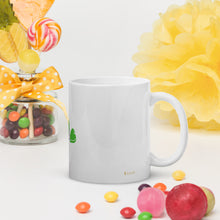 Cargar imagen en el visor de la galería, White glossy mug