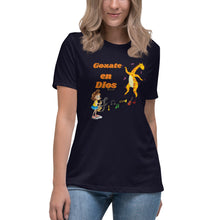 Cargar imagen en el visor de la galería, Women's Relaxed T-Shirt